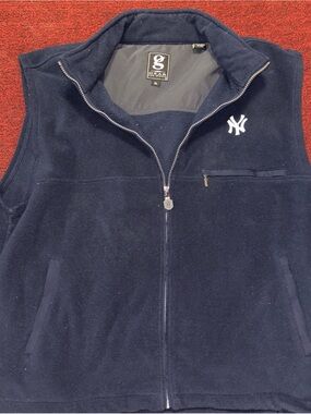 NY Yankees Vintage Fleece Vest